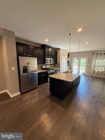 18157 RED MULBERRY RD, Dumfries, VA 22026