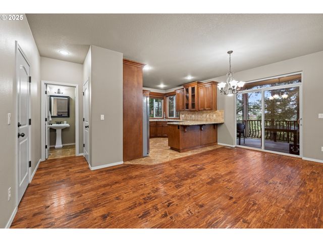 4648 Y St, Washougal, WA 98671