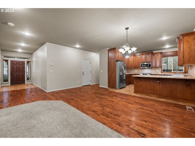 4648 Y St, Washougal, WA 98671
