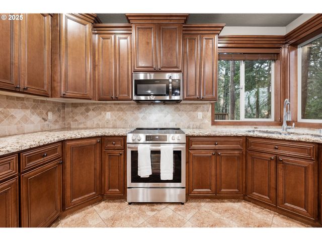 4648 Y St, Washougal, WA 98671