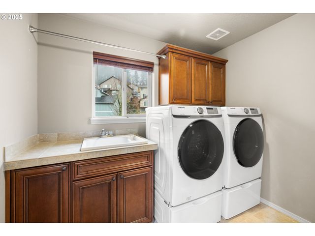 4648 Y St, Washougal, WA 98671