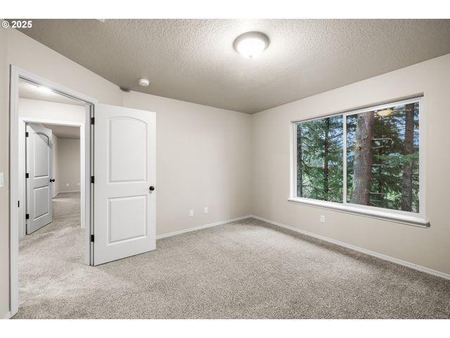 4648 Y St, Washougal, WA 98671