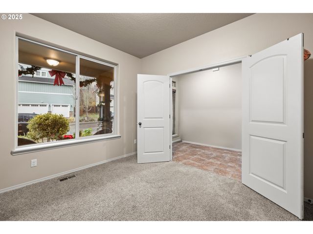 4648 Y St, Washougal, WA 98671