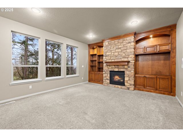 4648 Y St, Washougal, WA 98671