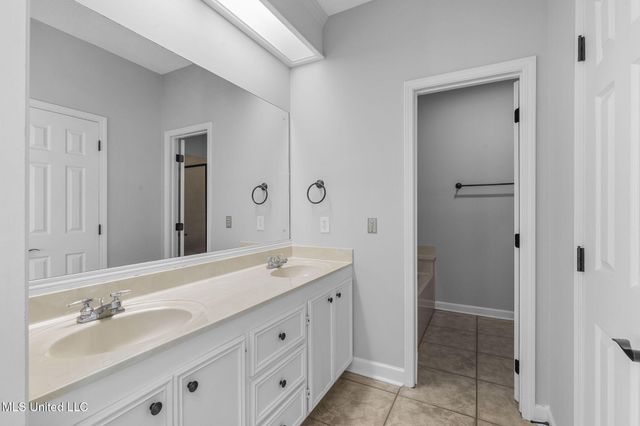 203 Heritage Drive, Madison, MS 39110