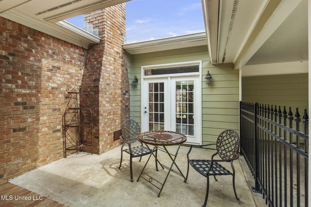 203 Heritage Drive, Madison, MS 39110