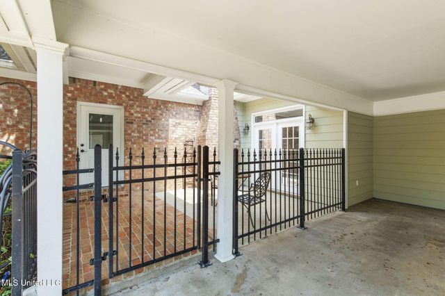 203 Heritage Drive, Madison, MS 39110