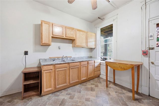 1712 Termon Ave, Brighton Heights, PA 15212