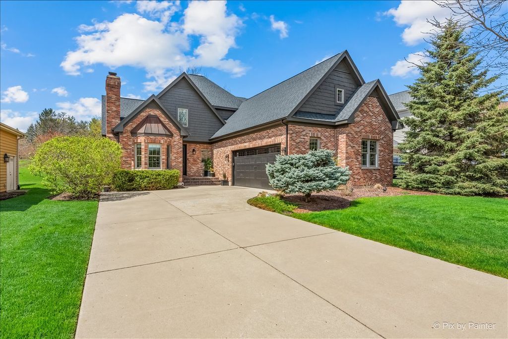 3N438 Vachel Lindsay Street, St. Charles, IL 60175