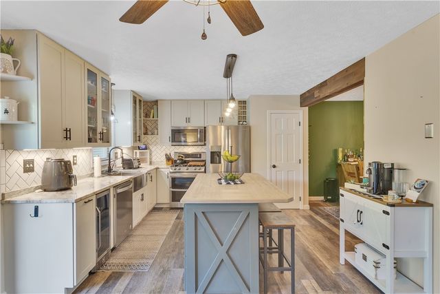 6795 Italy Road, Export, PA 15632