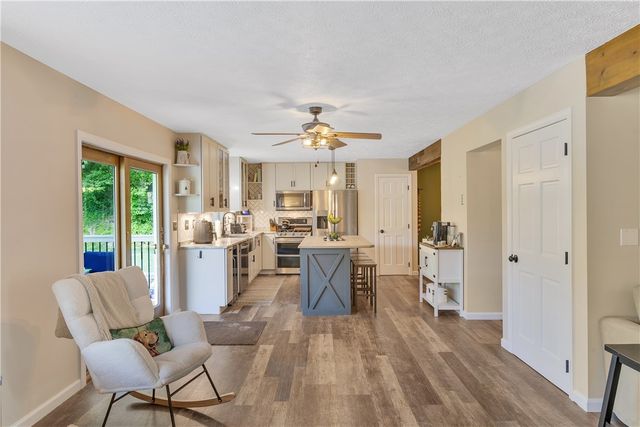 6795 Italy Road, Export, PA 15632
