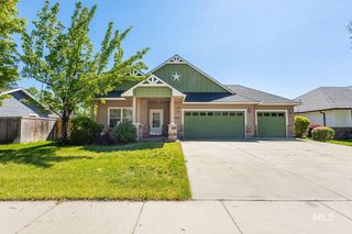 1102 N Little Camas Ave, Star, ID 83669