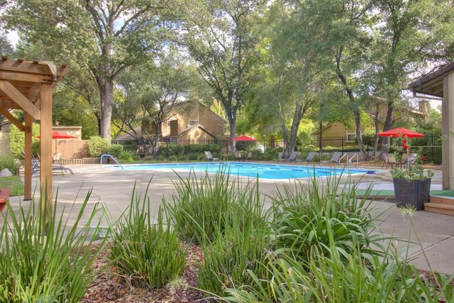 6907 San Angelo Ct, Citrus Heights, CA 95621