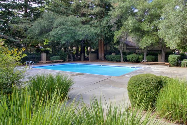 6907 San Angelo Ct, Citrus Heights, CA 95621