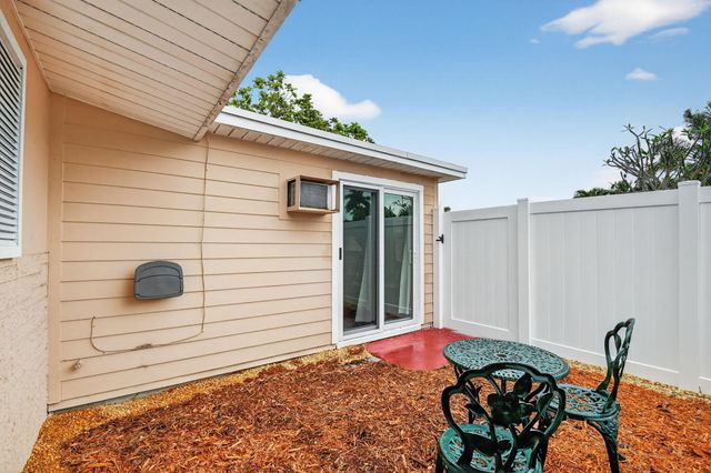 83 Andros Road, Palm Springs, FL 33461