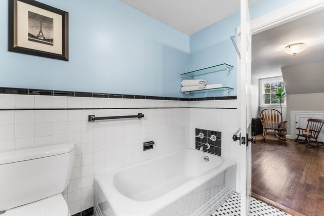 535 Great Plain Ave, Needham, MA 02492