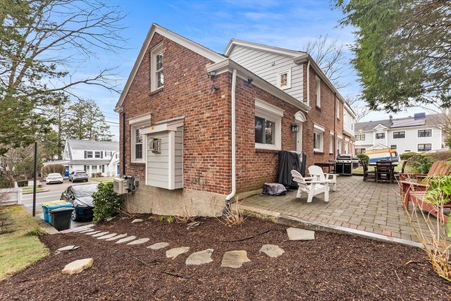 535 Great Plain Ave, Needham, MA 02492