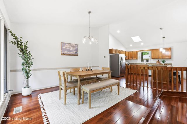 4417 Eagles Cove Ct, Louisville, KY 40241