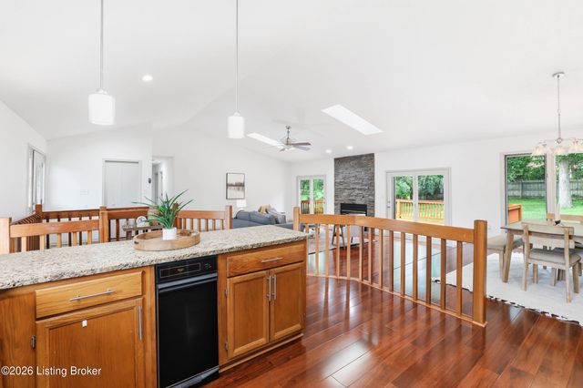 4417 Eagles Cove Ct, Louisville, KY 40241