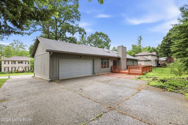 4417 Eagles Cove Ct, Louisville, KY 40241