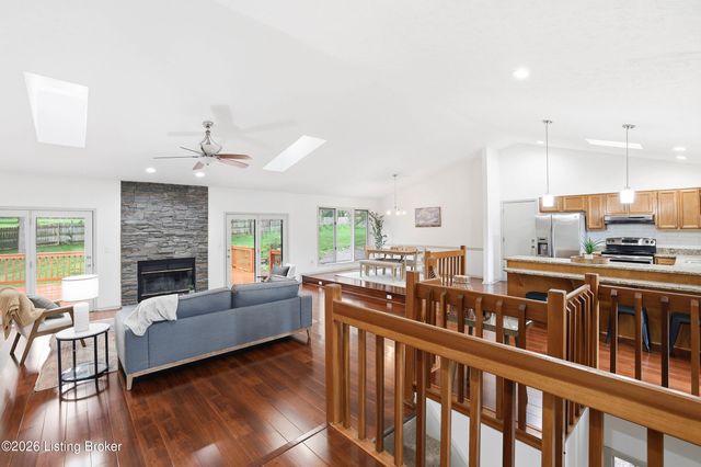 4417 Eagles Cove Ct, Louisville, KY 40241