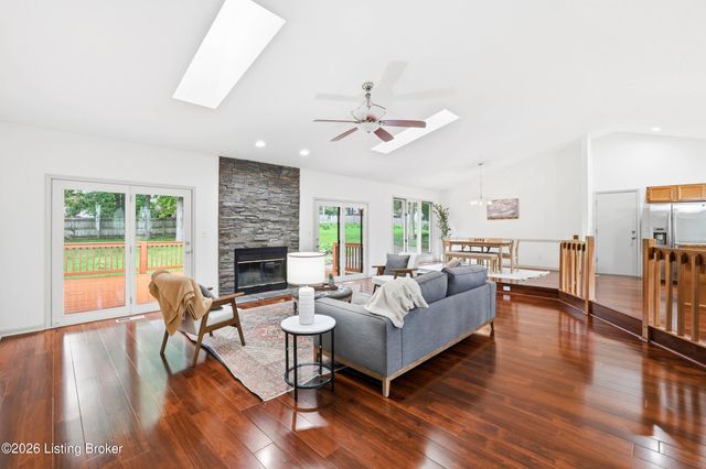 4417 Eagles Cove Ct, Louisville, KY 40241