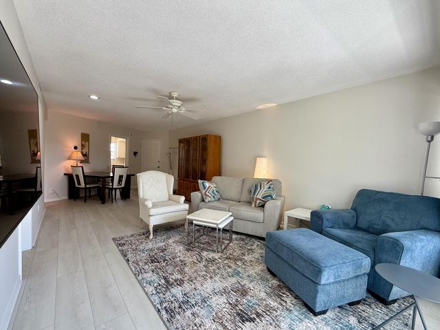 50 Celestial Way 305, Juno Beach, FL 33408