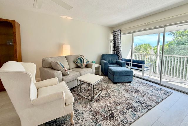 50 Celestial Way 305, Juno Beach, FL 33408