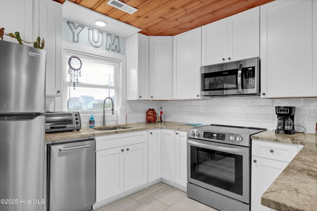 3126 Topsail Avenue, Sneads Ferry, NC 28460