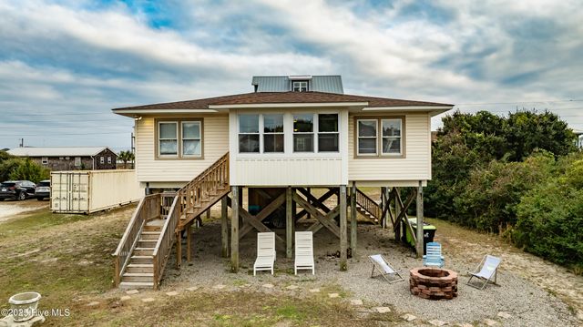 3126 Topsail Avenue, Sneads Ferry, NC 28460