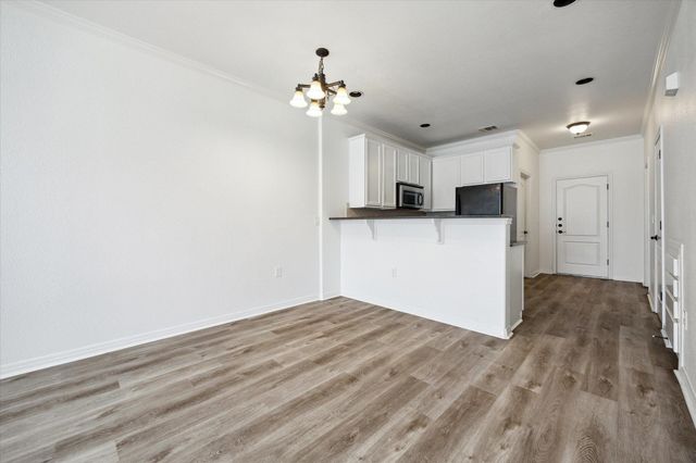 2101 Town Centre DR 1606, Round Rock, TX 78664
