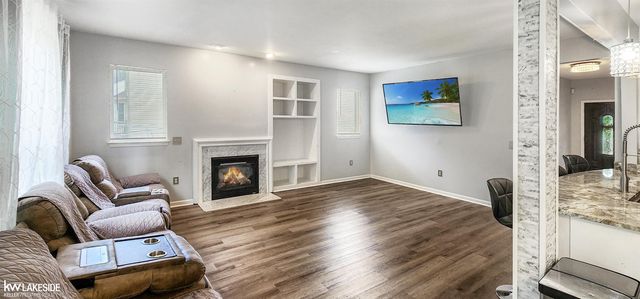 39025 Buckingham Drive, Romulus, MI 48174