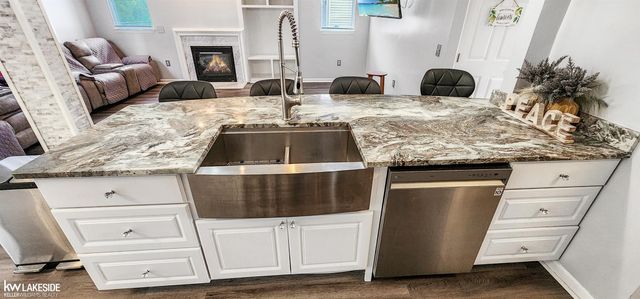 39025 Buckingham Drive, Romulus, MI 48174