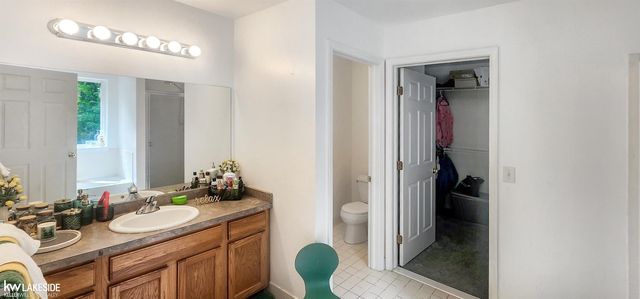 39025 Buckingham Drive, Romulus, MI 48174