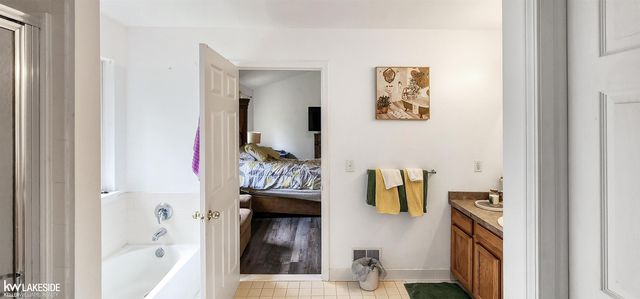 39025 Buckingham Drive, Romulus, MI 48174