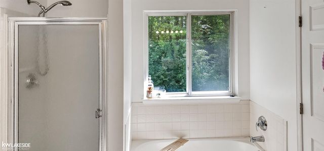 39025 Buckingham Drive, Romulus, MI 48174