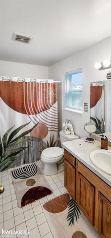 39025 Buckingham Drive, Romulus, MI 48174