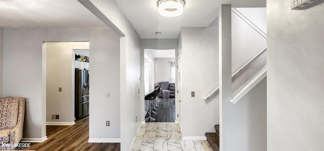 39025 Buckingham Drive, Romulus, MI 48174