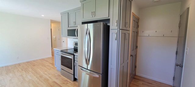 895 MARTIN AVENUE, Fond Du Lac, WI 54935