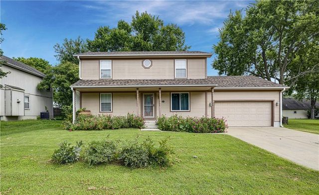 312 Walnut Street, Cleveland, MO 64734