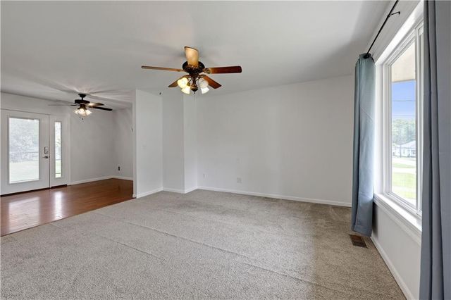 312 Walnut Street, Cleveland, MO 64734