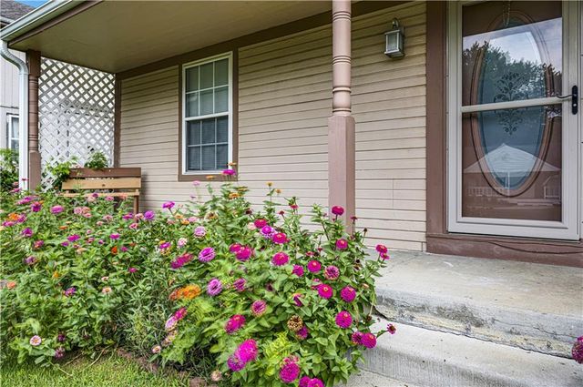 312 Walnut Street, Cleveland, MO 64734
