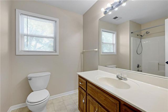 312 Walnut Street, Cleveland, MO 64734
