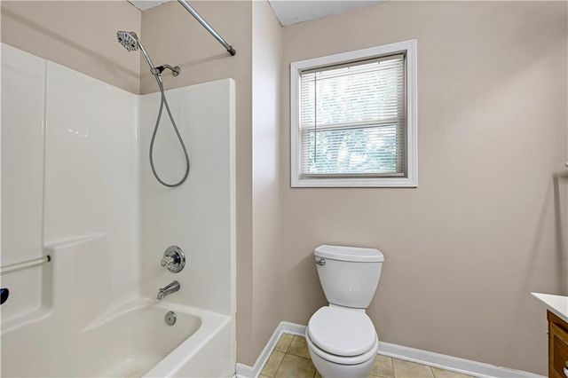 312 Walnut Street, Cleveland, MO 64734