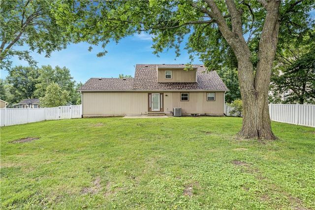 312 Walnut Street, Cleveland, MO 64734