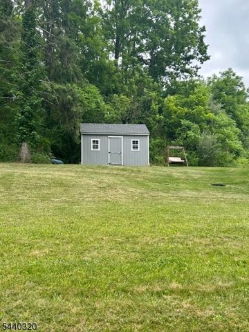 18 Judge Beach Rd, Wantage Twp., NJ 07461