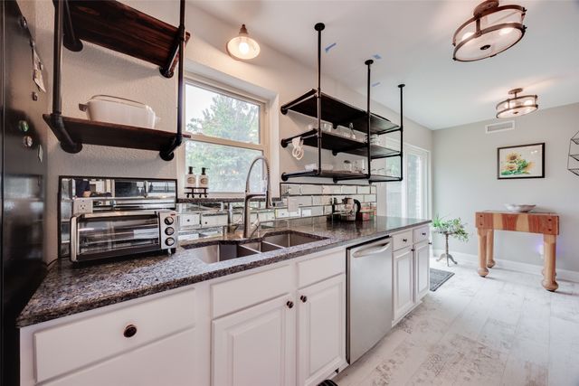 4608 Sachse Road, Sachse, TX 75048