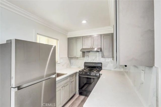 102 S Curtis, Alhambra, CA 91801