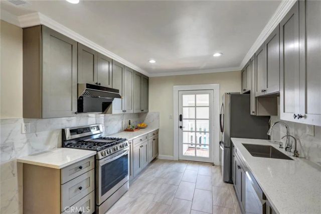 102 S Curtis, Alhambra, CA 91801