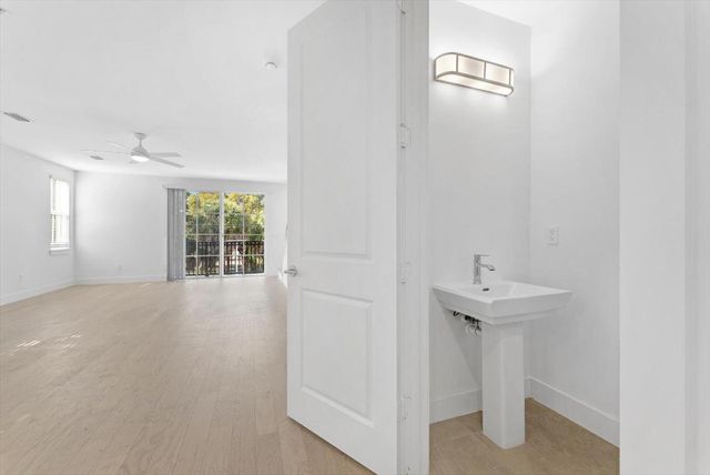 47 NW 4th Avenue, Delray Beach, FL 33444